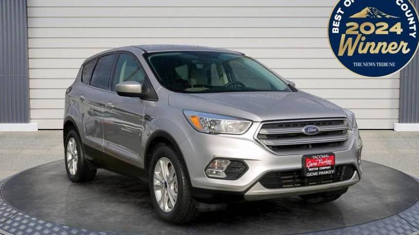 FORD ESCAPE 2017 1FMCU0G90HUA63489 image