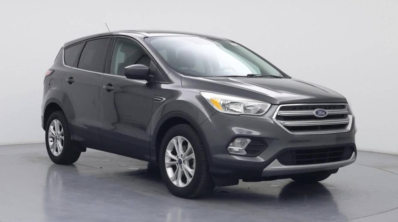 FORD ESCAPE 2017 1FMCU0GD9HUC27844 image