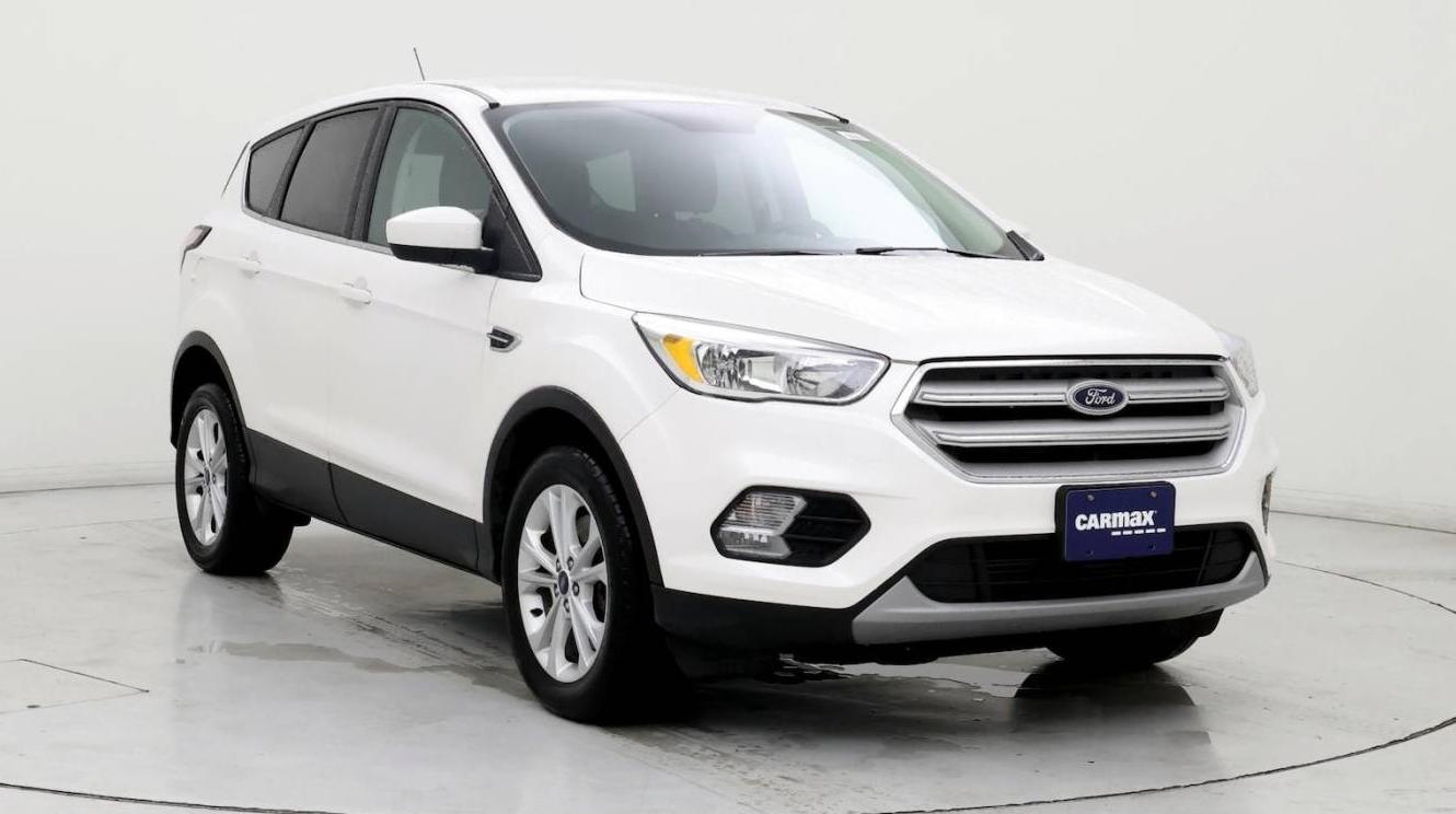 FORD ESCAPE 2017 1FMCU9G90HUB82048 image