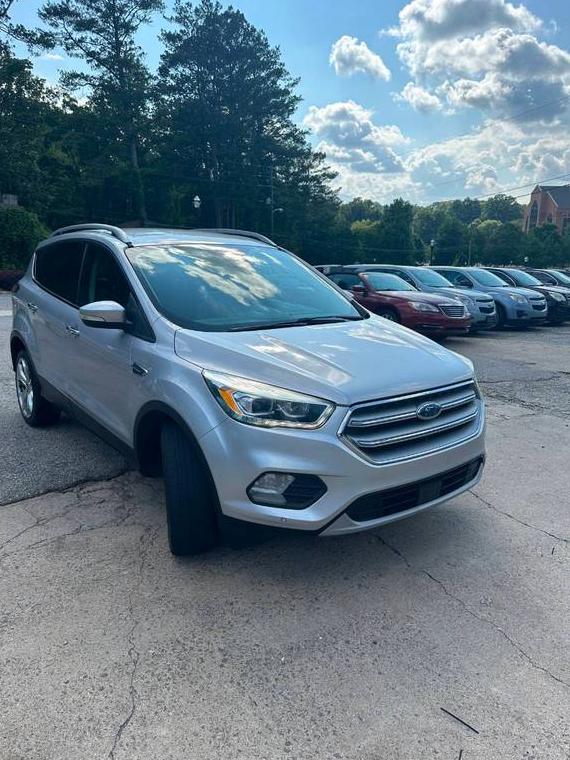 FORD ESCAPE 2017 1FMCU0J90HUA75960 image