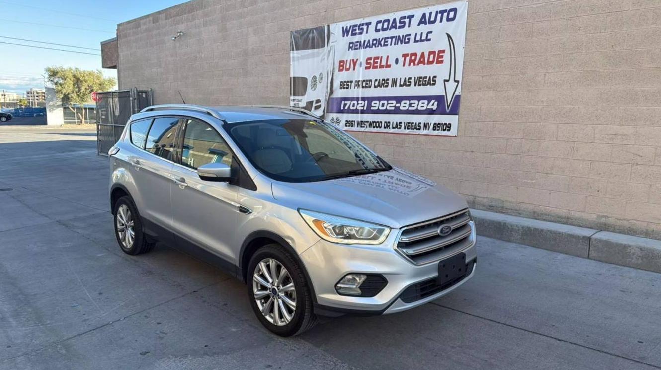 FORD ESCAPE 2017 1FMCU0J97HUC56490 image