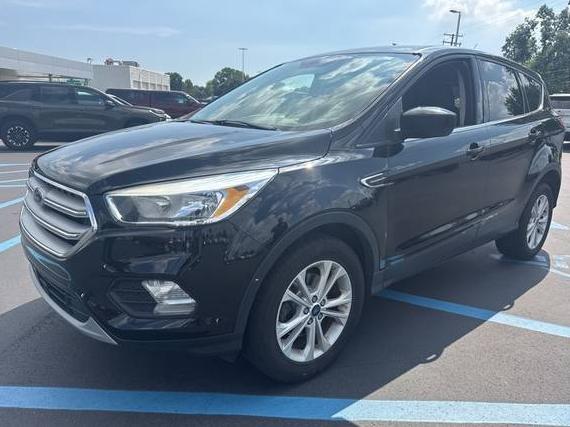 FORD ESCAPE 2017 1FMCU0GD3HUA27641 image