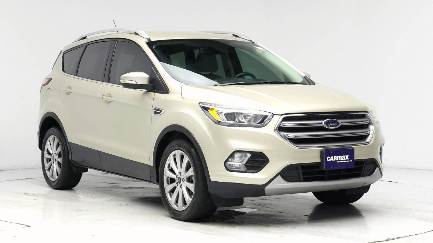 FORD ESCAPE 2017 1FMCU0J92HUE15478 image