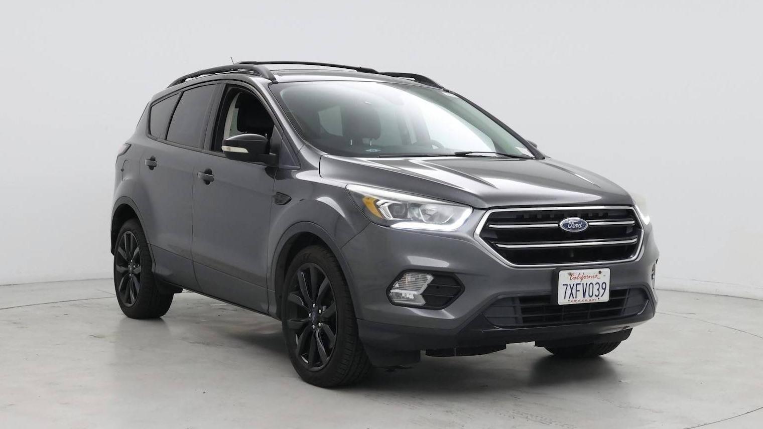 FORD ESCAPE 2017 1FMCU0J93HUC67275 image