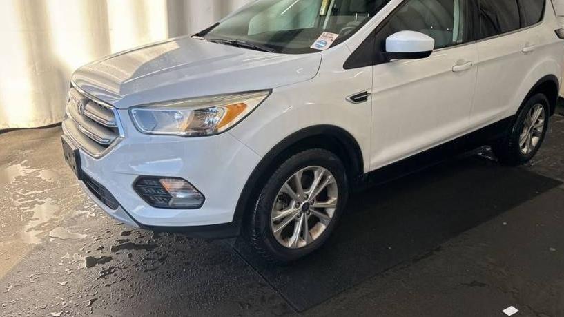 FORD ESCAPE 2017 1FMCU9GD6HUE98011 image