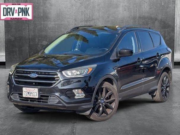 FORD ESCAPE 2017 1FMCU0GDXHUC95845 image