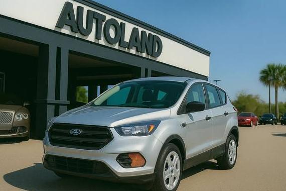 FORD ESCAPE 2017 1FMCU0F78HUC60202 image