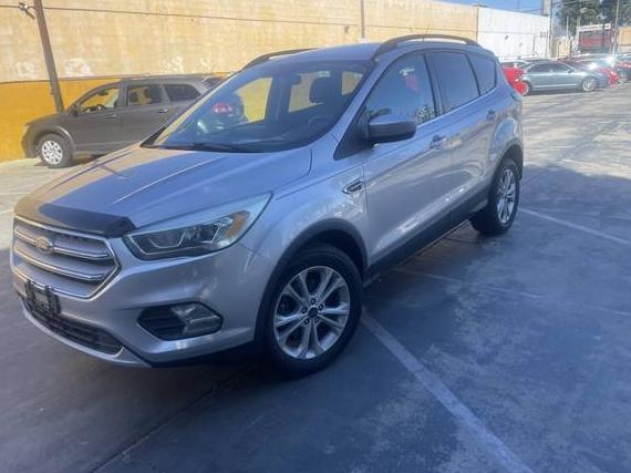 FORD ESCAPE 2017 1FMCU0GD0HUD16105 image