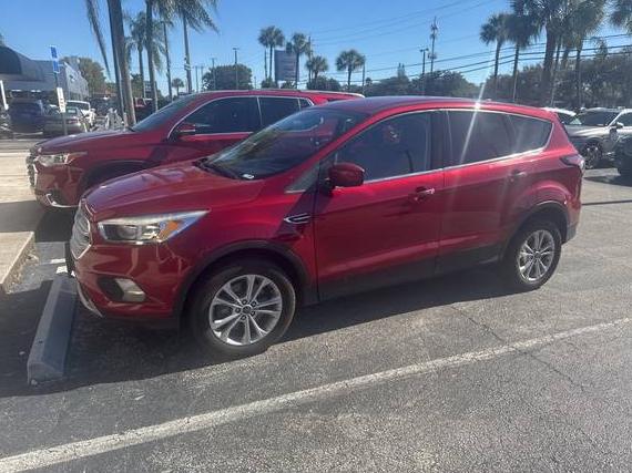 FORD ESCAPE 2017 1FMCU9GD7HUE65566 image FORD ESCAPE 2017 1FMCU9GD7HUE65566 image