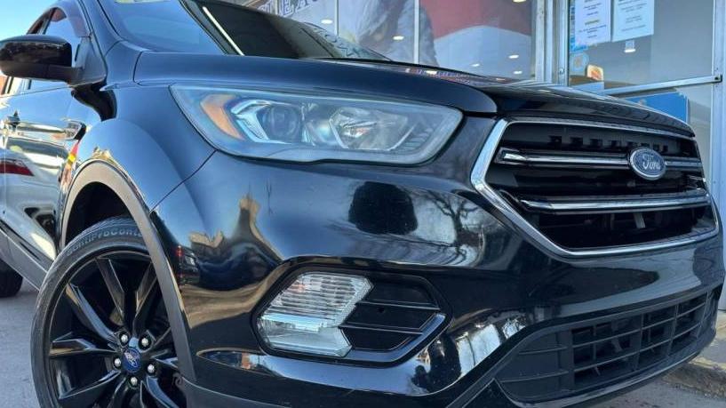 FORD ESCAPE 2017 1FMCU9GD7HUB27696 image