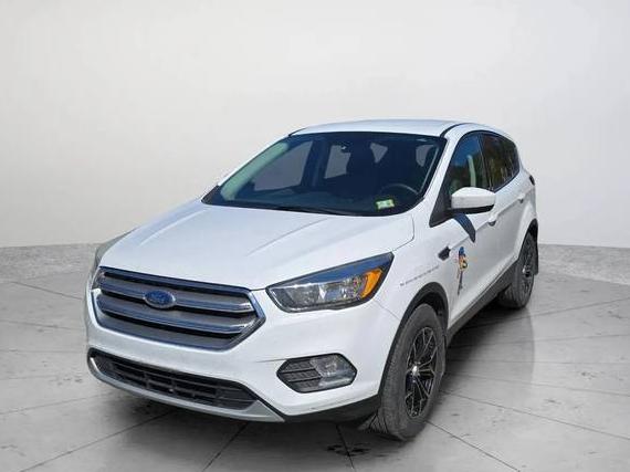 FORD ESCAPE 2017 1FMCU9GD3HUE61305 image FORD ESCAPE 2017 1FMCU9GD3HUE61305 image