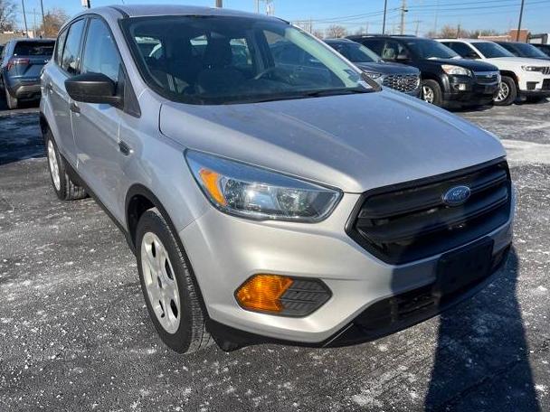 FORD ESCAPE 2017 1FMCU0F76HUE83497 image