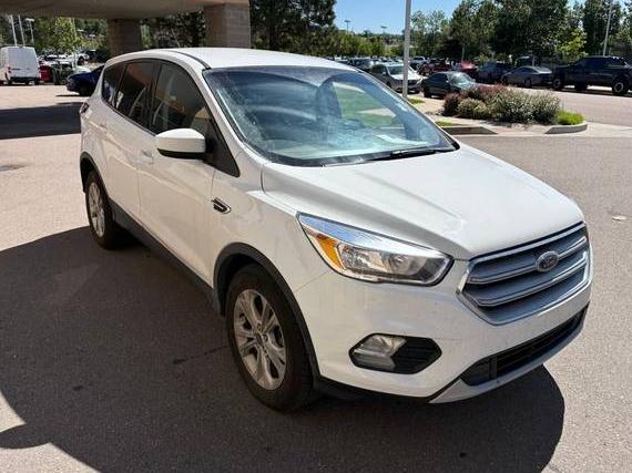 FORD ESCAPE 2017 1FMCU9GDXHUD61461 image