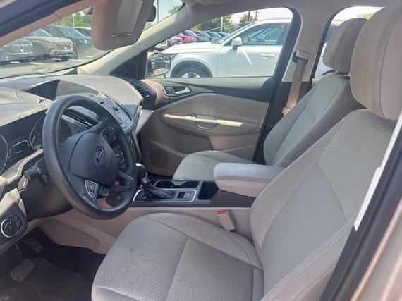 FORD ESCAPE 2017 1FMCU9GD4HUE61572 image
