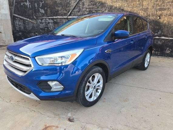 FORD ESCAPE 2017 1FMCU0GD2HUE06016 image