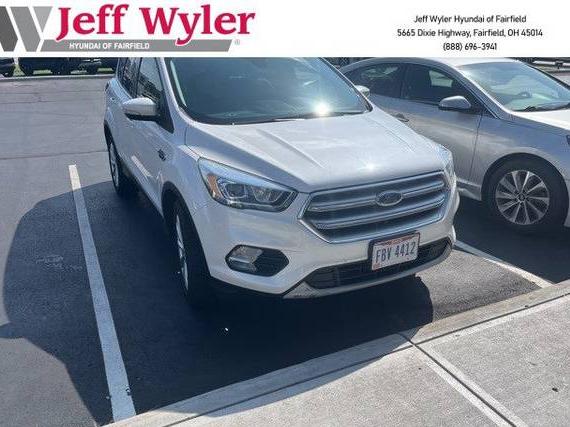 FORD ESCAPE 2017 1FMCU0JD2HUC22123 image