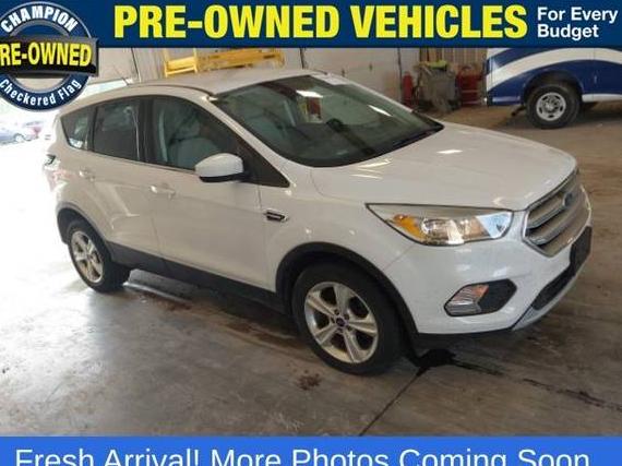 FORD ESCAPE 2017 1FMCU0GD3HUD61622 image FORD ESCAPE 2017 1FMCU0GD3HUD61622 image