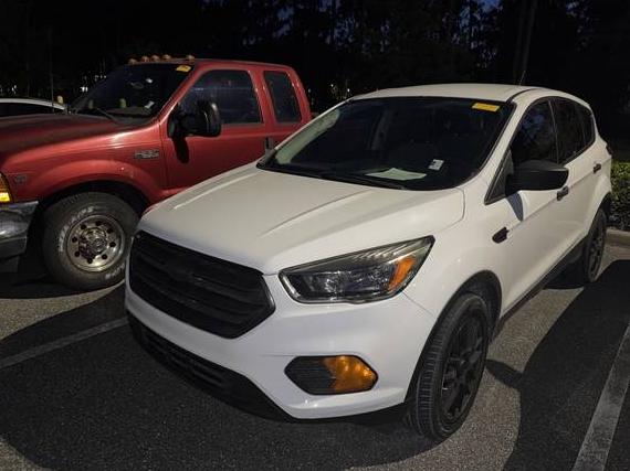 FORD ESCAPE 2017 1FMCU0F7XHUA10069 image
