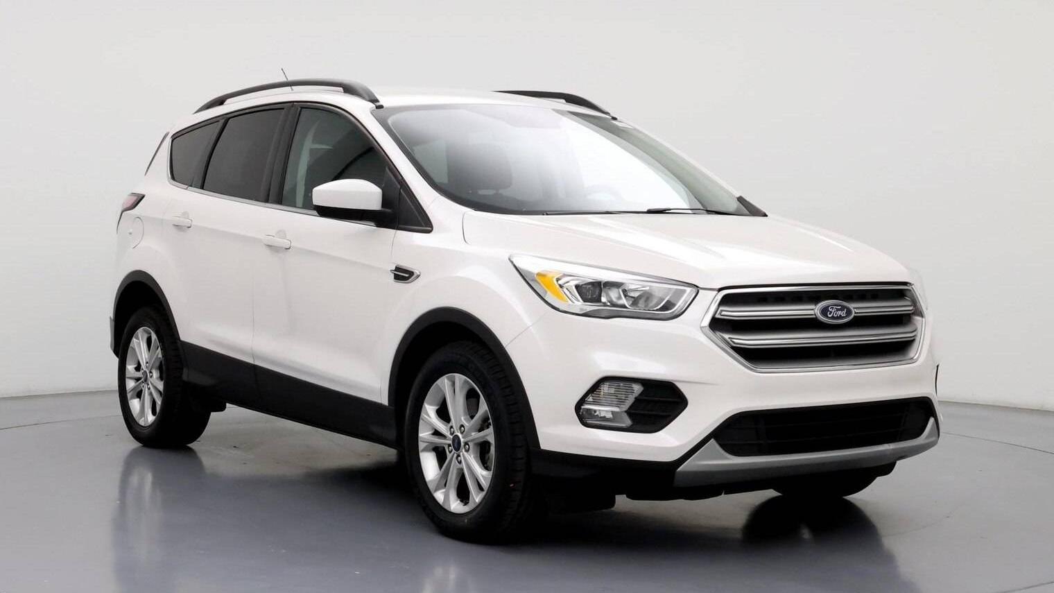 FORD ESCAPE 2017 1FMCU0GD8HUE85191 image