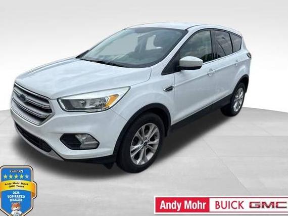 FORD ESCAPE 2017 1FMCU9GD1HUB39603 image