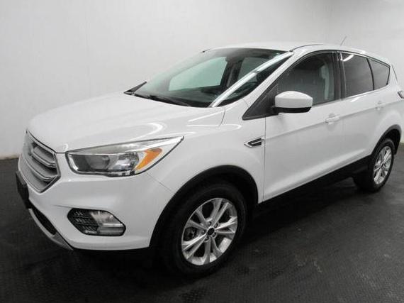 FORD ESCAPE 2017 1FMCU0G9XHUD50886 image