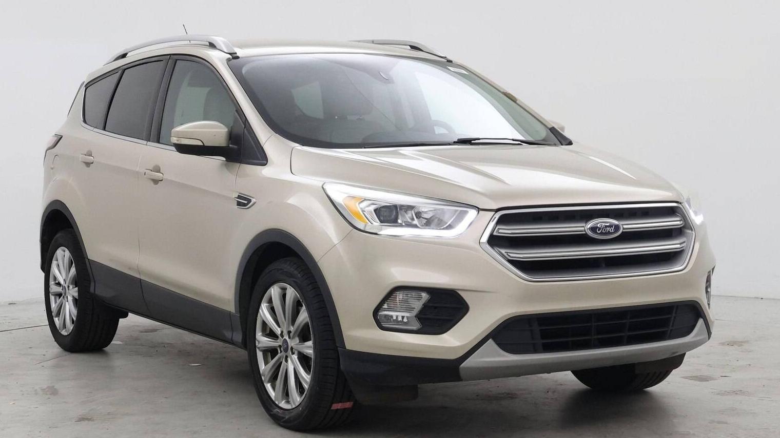 FORD ESCAPE 2017 1FMCU0JD0HUD72585 image