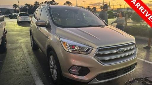 FORD ESCAPE 2017 1FMCU0JD5HUF02747 image