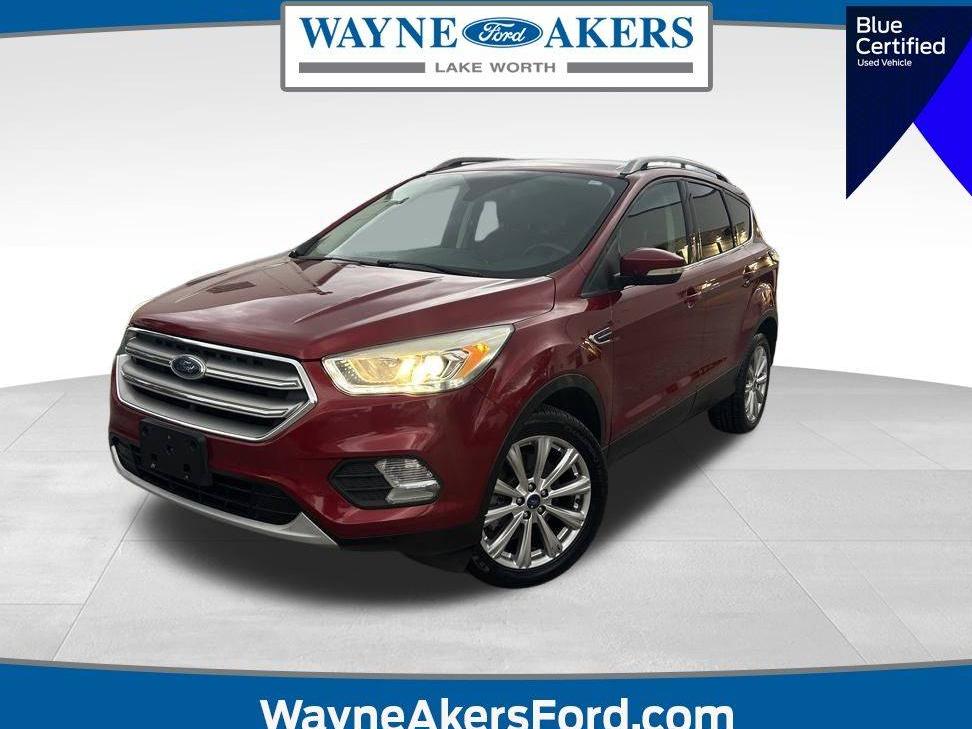 FORD ESCAPE 2017 1FMCU9J9XHUB71504 image