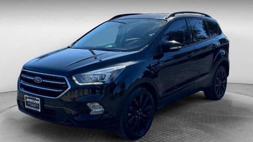 FORD ESCAPE 2017 1FMCU0J91HUD84403 image