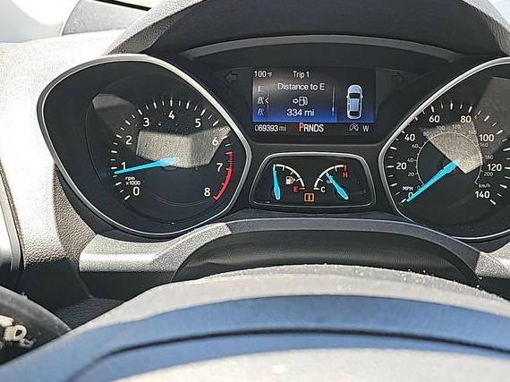 FORD ESCAPE 2017 1FMCU0GD9HUC26791 image