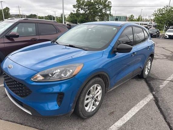 FORD ESCAPE 2020 1FMCU0F61LUA32137 image