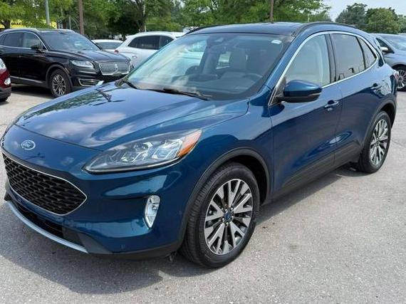 FORD ESCAPE 2020 1FMCU9DZ4LUB23615 image