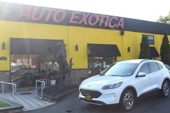 FORD ESCAPE 2020 1FMCU9J9XLUA39237 image