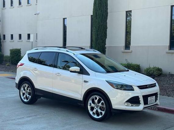 FORD ESCAPE 2013 1FMCU9J99DUB15676 image