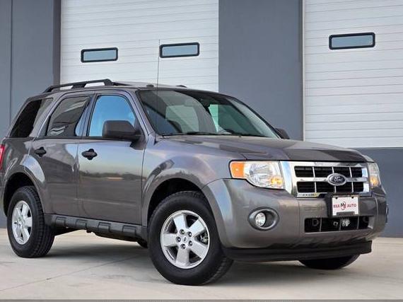 FORD ESCAPE 2010 1FMCU0D76AKA33885 image