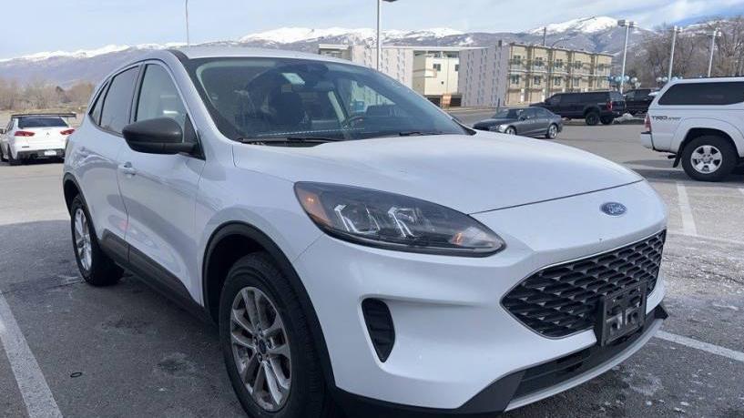 FORD ESCAPE 2022 1FMCU9G6XNUA62839 image