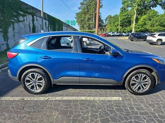 FORD ESCAPE 2022 1FMCU9H68NUA53023 image