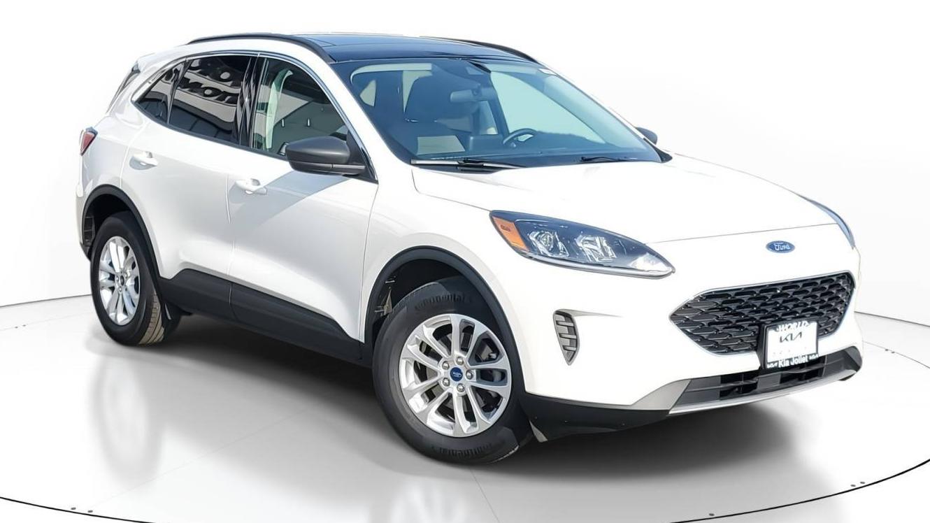 FORD ESCAPE 2022 1FMCU9G61NUA16932 image