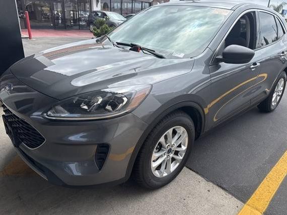 FORD ESCAPE 2022 1FMCU0BZ1NUA28530 image