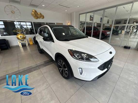 FORD ESCAPE 2022 1FMCU9H98NUB63869 image