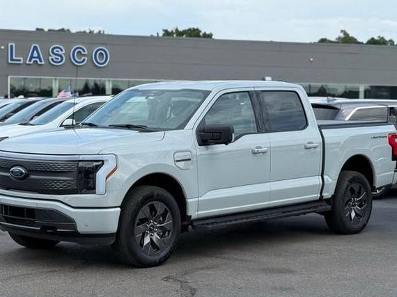 FORD F-150 2023 1FTVW1EL2PWG39971 image