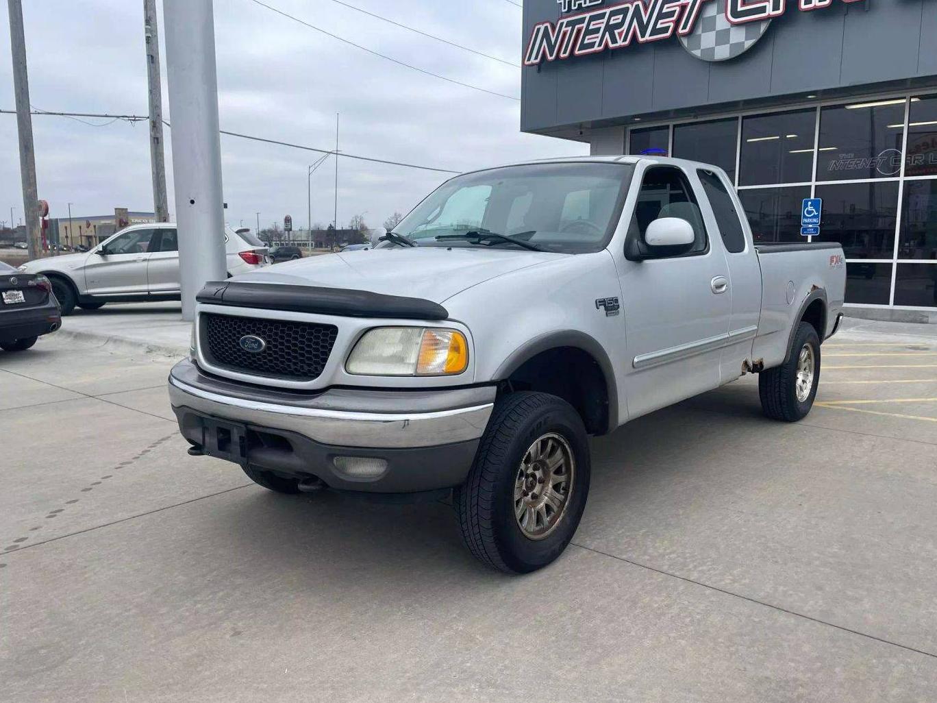 FORD F-150 2002 1FTRX18L02NA56632 image