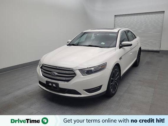 FORD TAURUS 2019 1FAHP2E82KG100559 image