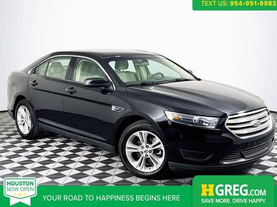 FORD TAURUS 2018 1FAHP2D82JG132170 image
