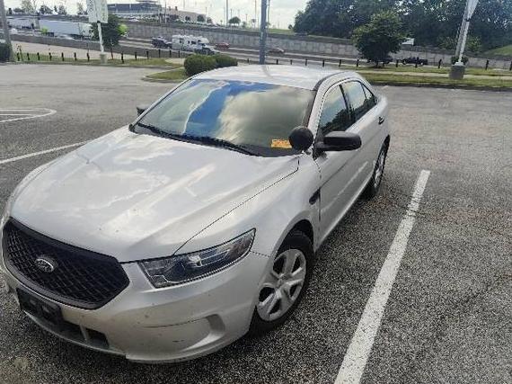 FORD TAURUS 2018 1FAHP2L82JG101373 image