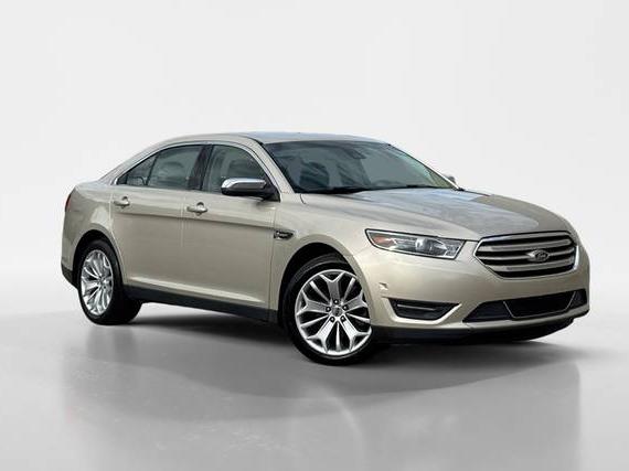 FORD TAURUS 2018 1FAHP2J81JG117924 image