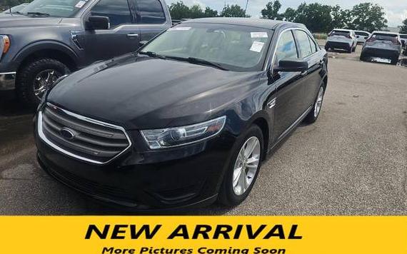 FORD TAURUS 2017 1FAHP2D81HG145146 image
