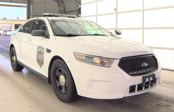 FORD TAURUS 2017 1FAHP2L85HG100230 image