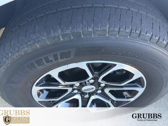 FORD EXPEDITION 2023 1FMJU1H84PEA45105 image FORD EXPEDITION 2023 1FMJU1H84PEA45105 image