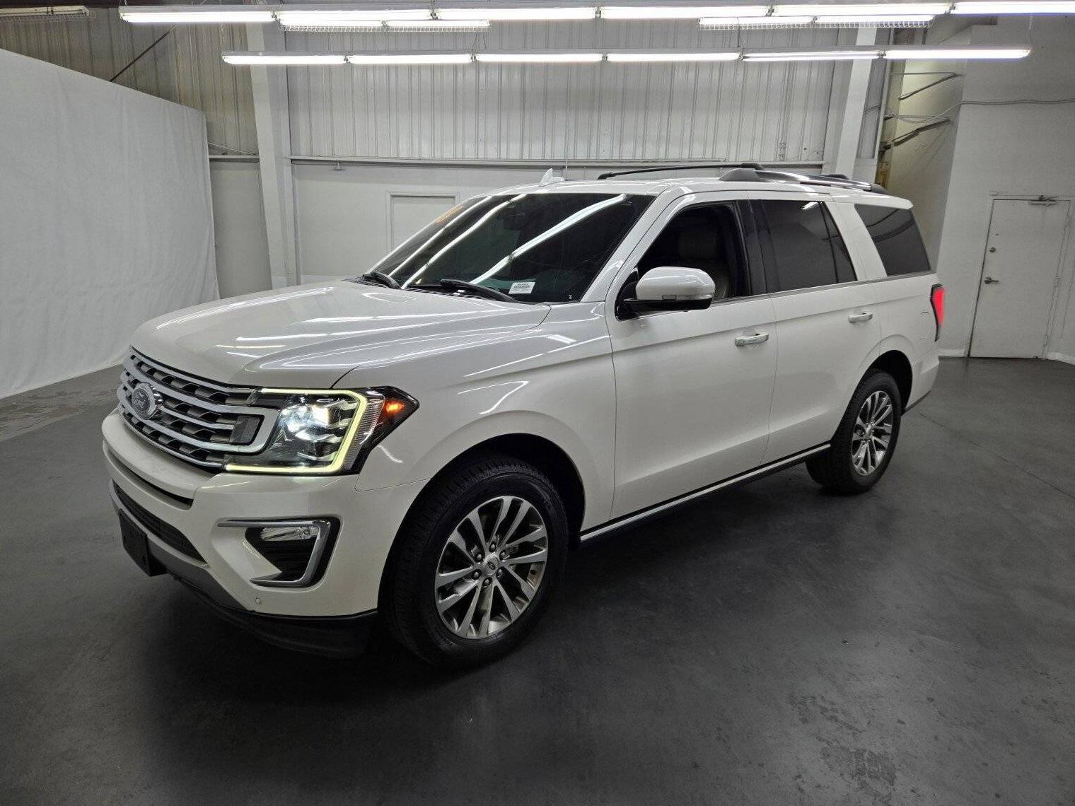 FORD EXPEDITION 2018 1FMJU1KT7JEA64378 image